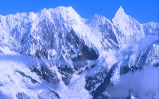Dãy núi Himalaya hình thành như thế nào?