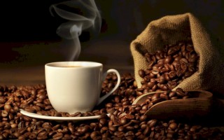 Giá cà phê hôm nay 4/12: Đảo chiều tăng theo thị trường thế giới