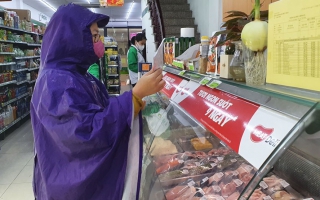 Hà Nội: Không có chuyện xử phạt người dân ra đường mua lương thực, thực phẩm