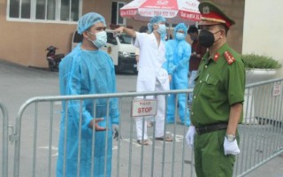 Đã tìm thấy người lái ô tô chở bệnh nhân mắc COVID-19 tại Hà Nội
