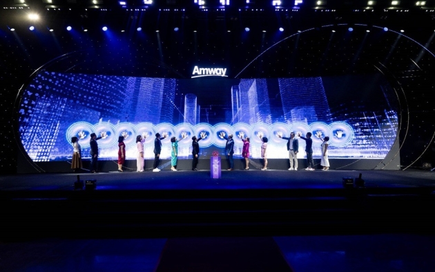 ​​​​​​​Amway Việt Nam chính thức công bố chiến lược "Sống khỏe mạnh, sống hạnh phúc" tại sự kiện Amway Expo 2025