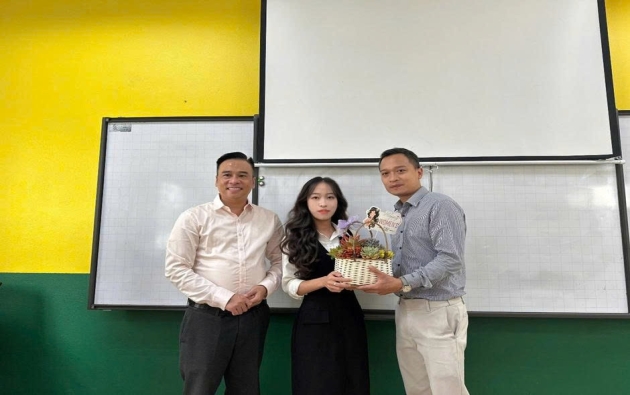 Cô giáo trẻ từ quê nghèo Thanh Hóa: Nghị lực vượt khó, toả sáng trên hành trình trồng người