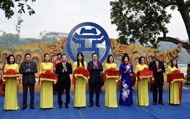 Khai mạc triển lãm “Thăng Long - Hà Nội những dấu son lịch sử”
